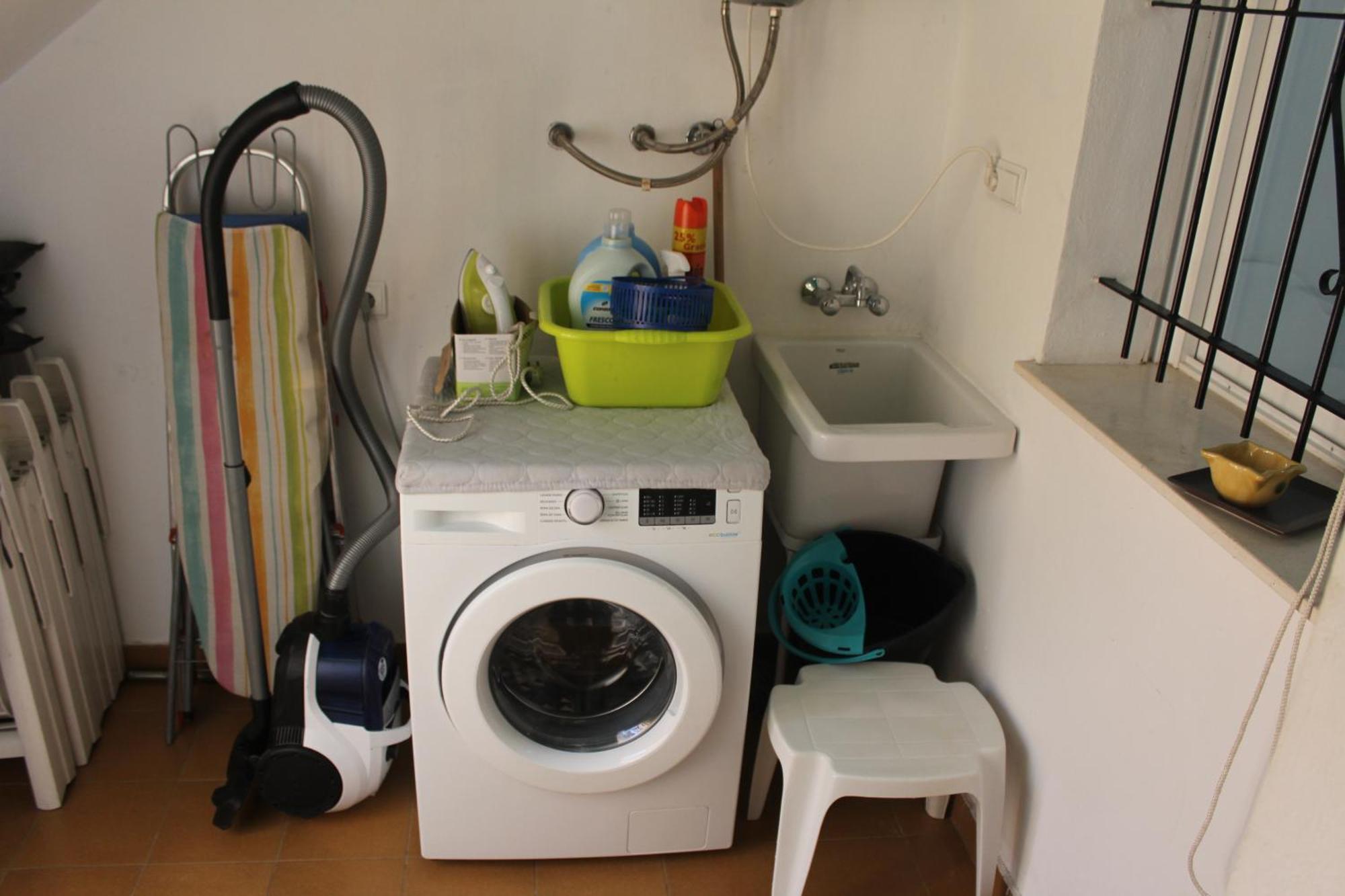 Bungalow With 2 Bedrooms And Roof Terrace In The Center Of La Zenia. Free Wifi. أوريويلا المظهر الخارجي الصورة