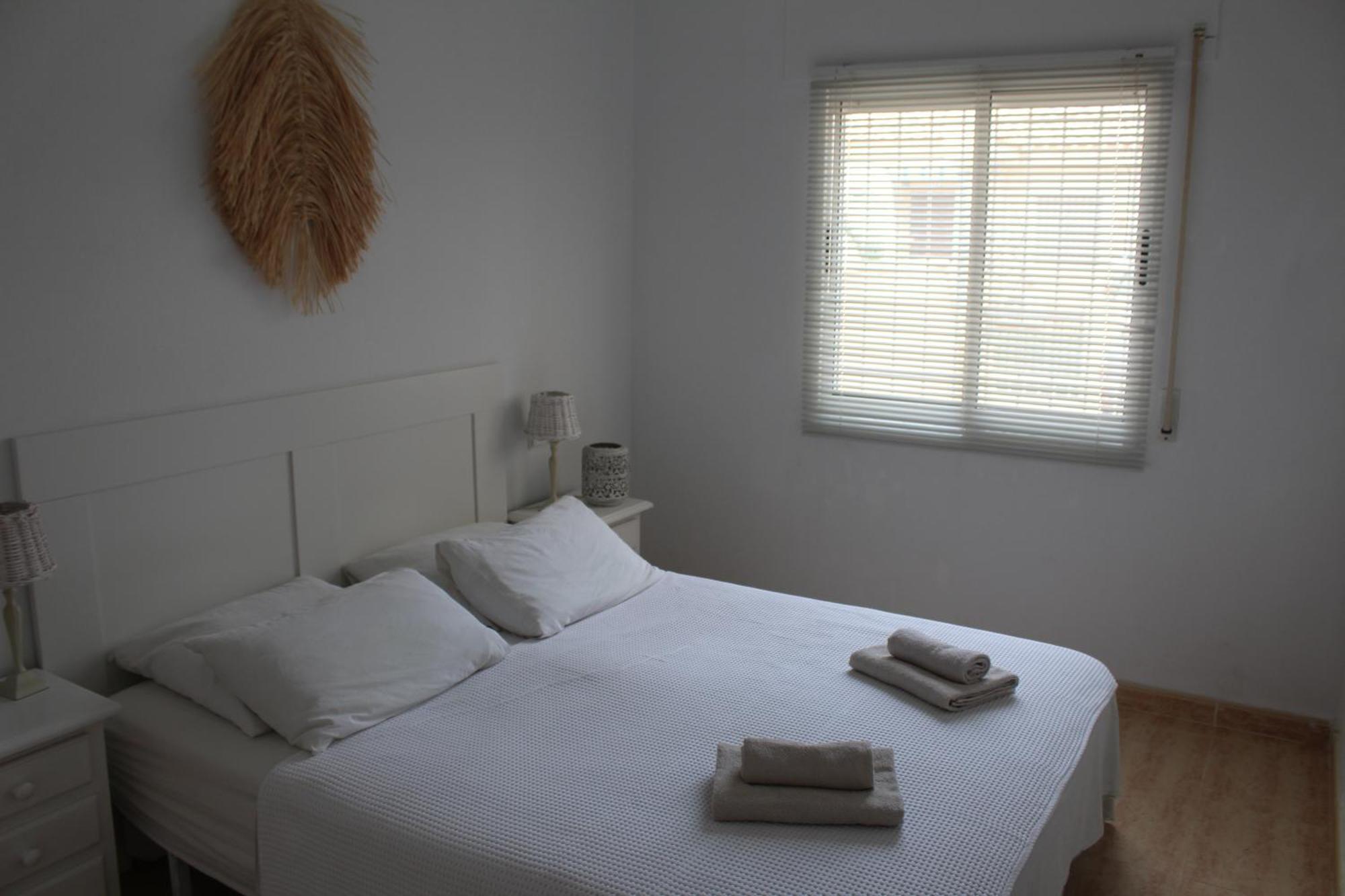 Bungalow With 2 Bedrooms And Roof Terrace In The Center Of La Zenia. Free Wifi. أوريويلا المظهر الخارجي الصورة